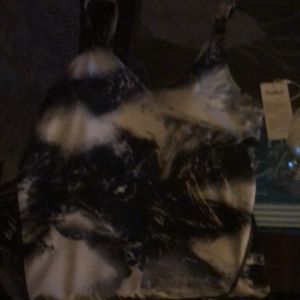 Oalka work out shirt